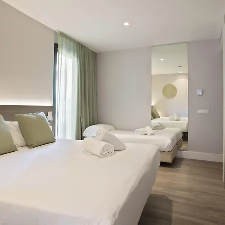 Hotel Niu 3*