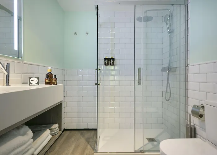 Hotel Niu 3*