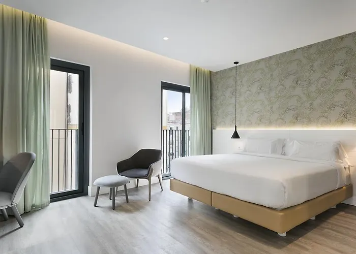 Hotel Niu 3*